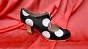 Zapato Begoña Cervera mod. Lunares color Box negro y blanco