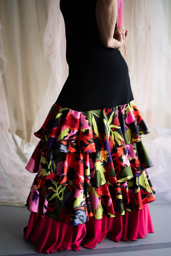 Vestido fandango con olanes estampados