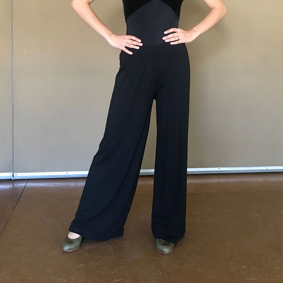 Pantalón pierna ancha