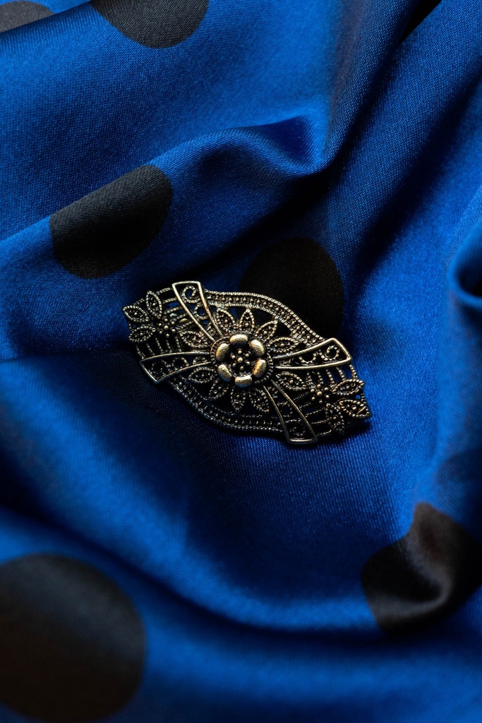 [BRO00502028] Broche de metal 3 flores  (Dorado)