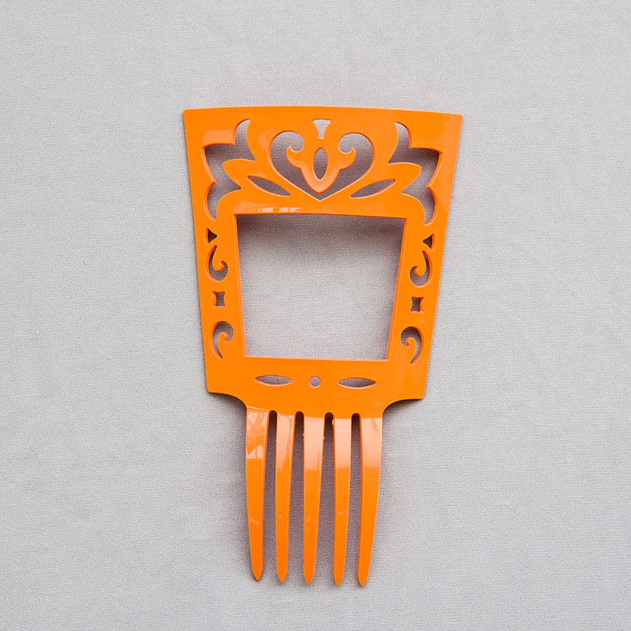 Peineta de concha cuadrada corazón naranja