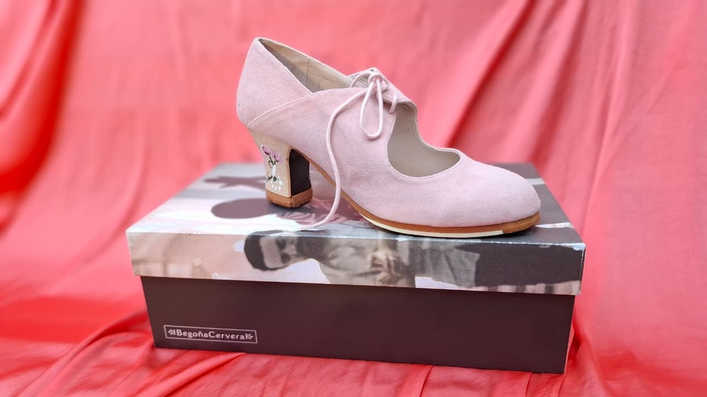 Zapato Begoña Cervera mod. Arty color rosa tacón pintado talla 36