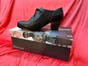 Zapato Begoña Cervera mod. Picado color negro talla 36.5