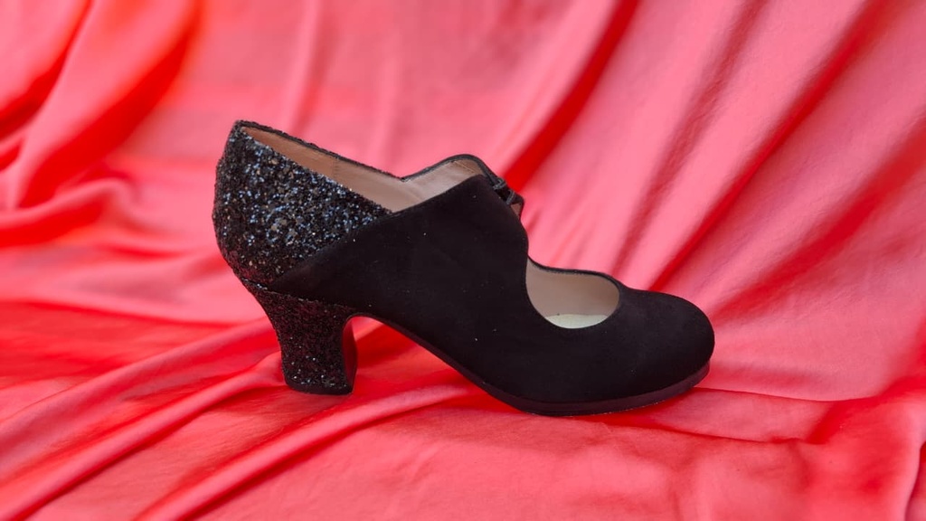 Zapato Begoña Cervera mod. Arty color Negro Glitter