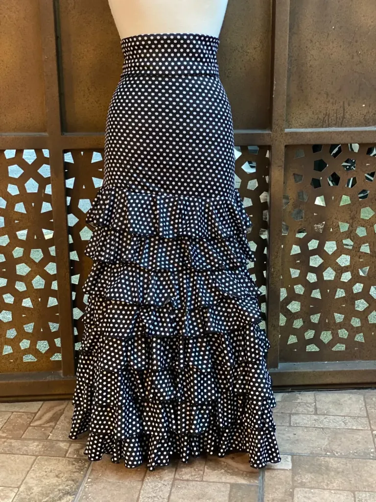Falda gitana negra lunares blancos