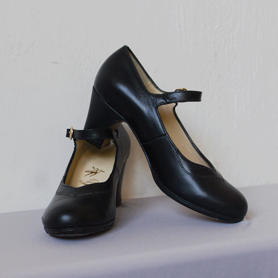 [ZFY00422T36] Zapato Yebra piel negro n.36