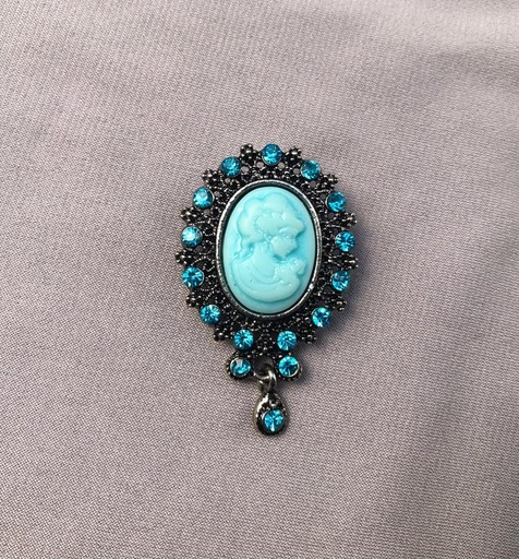 Camafeo elegante con pedreria