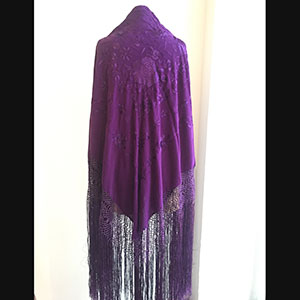 [MTN01105021TUNI] Mantón español de Seda morado